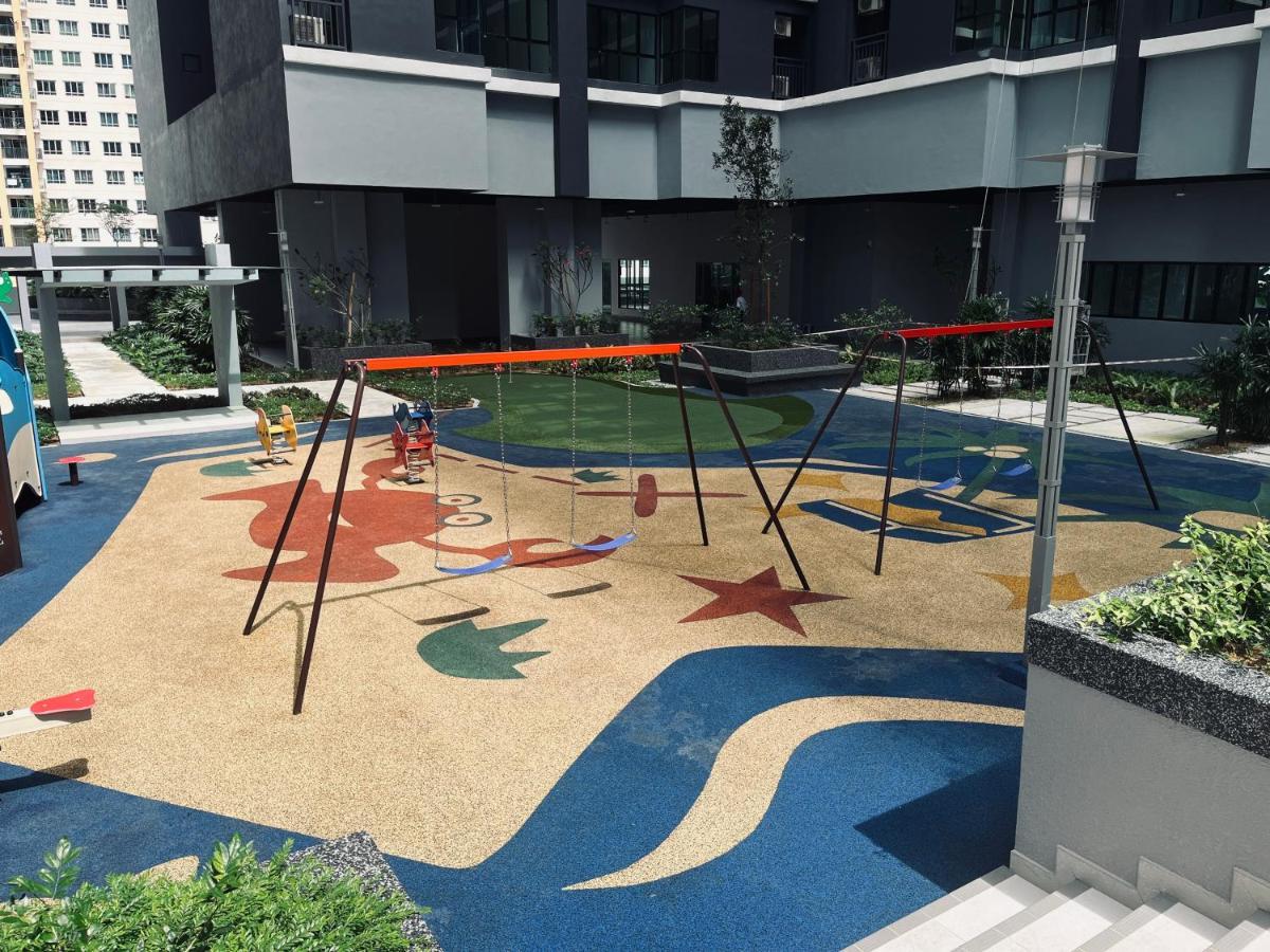 Maxim 2 Bedrooms Mrt Station Cheras Kuala Lumpur Homestay Экстерьер фото
